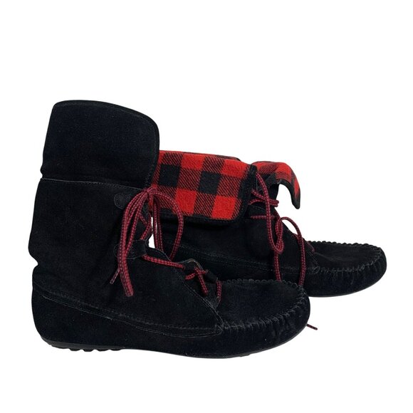 Minnetonka Black Suede Fold Over Plaid Hi Top Ankle Boots Lace Up SZ 9.5 EUC - Picture 1 of 7